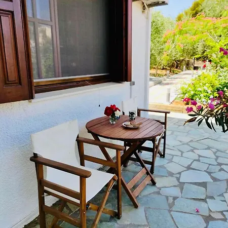 Ioanna'S Sweet & Cozy Apartment With Garden View Monemvasia Exterior photo